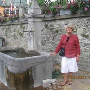 Meet your Posher, Mila